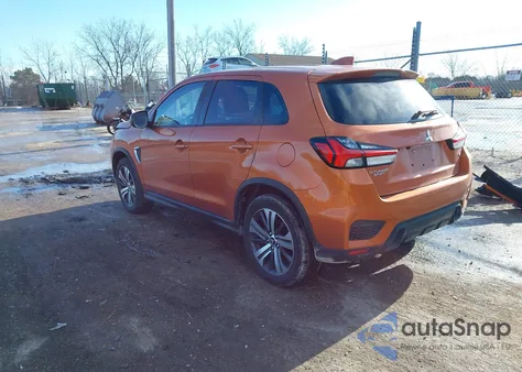 2020 Mitsubishi Outlander Sport 2.0 Se z USA, uszkodzony, nr VIN JA4AP4AU2LU011890